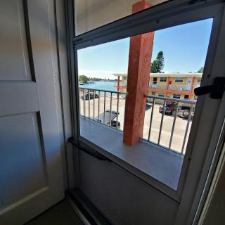★ Treasure Island Getaway w/Private Beach Access! - 9
