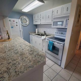 ★ Treasure Island Getaway w/Private Beach Access! - 7