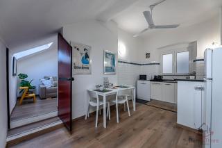 Historic Center Cruises 3 min - AC - WiFi - 2