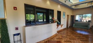 Regency Inn & Suites By Capital O Houston IAH Airport - 6