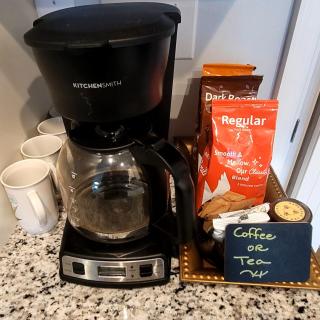 Azure Elephant Haven Quiet, Welcoming Vibe - 2