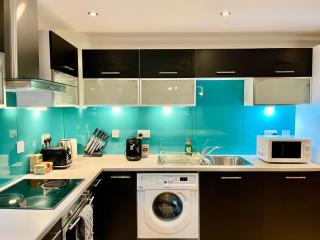 Comfortable 2BR Westminster Apartment - 9