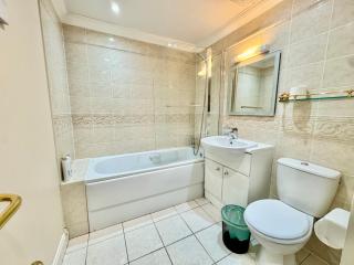 Comfortable 2BR Westminster Apartment - 3