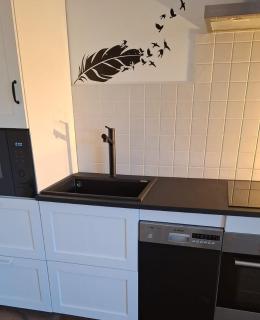 Modern Stylish Apartment near Beach - 9