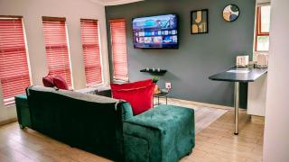 Luxury Studio in Fourways - 7