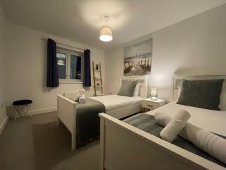 Hawksbill 3 Bed Detached house with private parking - 8