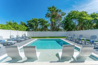 Seaspray - Pool - Sleeps 26 - Beach access! - 7
