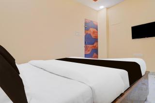 OYO TRIPAL SSS HOTEL - 2