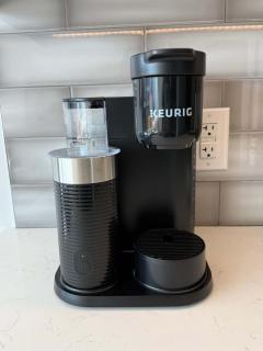 Downtown waterfront 1 BR with 6 appliances and gym - 2