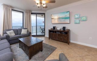 Phoenix X 1412 condo - 4