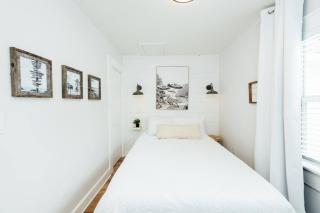 Little White House KeyWest Vibes|Mid term| 1bd - 1