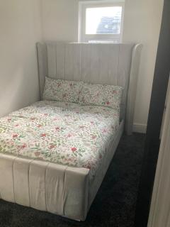 Flat 3, 260 Hawthorne Road - 5