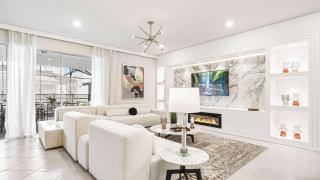 Elegant Resort Home with Loft, Private Pool & Spa - Davenport - 0