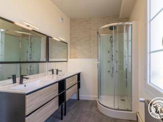 Gîte familial pour 8 pers. à Saint Aubin de Luigné - FR-1-622-117 - 8