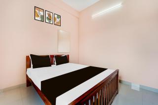 Hotel O by OYO Praneeth Residency - 2