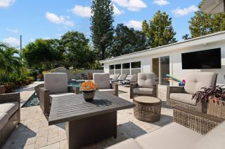 Poolside Palm Hideaway - Heated Pool, Hot tub, Games & FUN! - 2