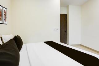 Super Hotel O A K Residency - 2