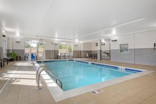 Best Western Plus Isanti - 8