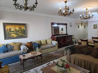 Luxury Sea View Apartment - 7