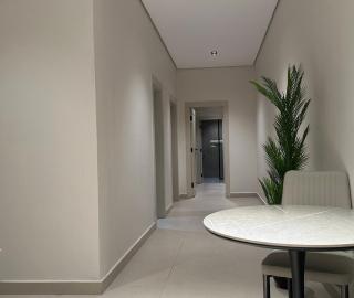 جناح راقي غرفتين وصالة ودورتين مياه في التعاون - 9