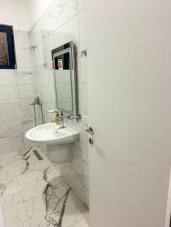 Cozy Apartment in Tirana - 2