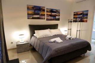 BARIPARTI-Appartamento BARI centrale con giardino - 0