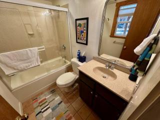 Tahoe Park HOA l Palisades l Hot Tub l Dogs OK - 2