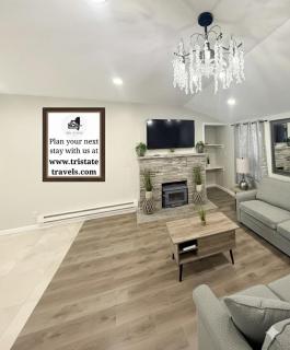 Lux Lake Neepaulin Frontage & Panoramic Views Home - 9