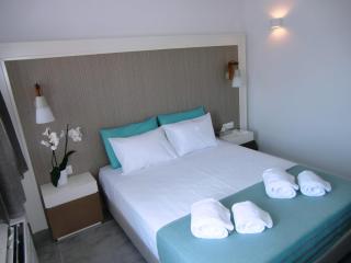 Platia - Fira - 1