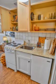 Walk Everywhere - Charming Studio on the Riverwalk - 6