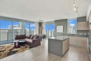 2BR & 2BA Corner Suite Ocean Views at Hyde Beach House - NO FEES till Dec 31, 2025 - 6