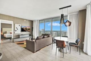 2BR & 2BA Corner Suite Ocean Views at Hyde Beach House - NO FEES till Dec 31, 2025 - 4