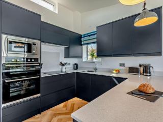 3 Bed in Brixham 93564 - 1