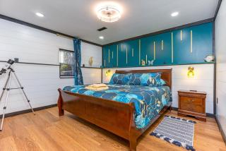 Buzz Inn with Hot tub, Sauna, fire pit, Star gazing Roof top Deck in Hocking Hills - 6