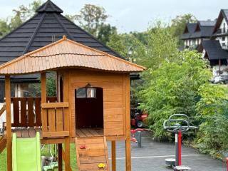 Willa Stożek, 50 m od term i wyciągów narciarskich - 3