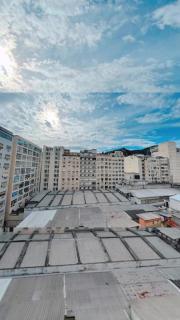 Hius 816 - 2 quadras da praia - 2