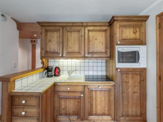 Appartement lumineux avec terrasse, à 250m des pistes et proche commerces - FR-1-566-64 - 4