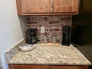 Oasis in the heart of Fort Myers - 5