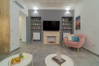 Modern 2-BR Flat near Cismigiu & Universitate - Balcony & Kitchen - 9