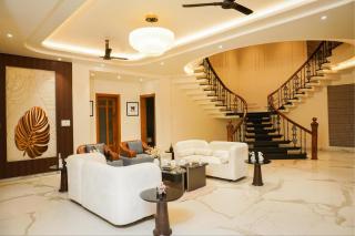 FLORENTINO The Luxury Villa - 8