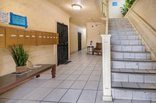 Lovely Studio Near Downtown LA with AC WiFi and Snacks - 5