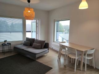 Central and Spacious Apartment for 6 with Sauna - 0