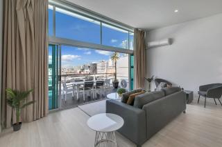 QV Stays Sea View on the Wharf 2 Bed 2 Bath - 6