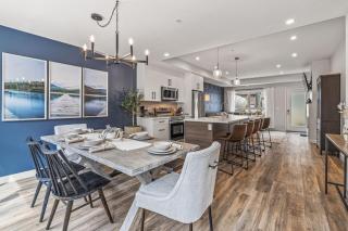 Classic Modern 4BR Nearby DT Hot tub and Pool - 8