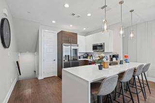 Fashionable 2BD In the Heart of FortWorth Cozy - 3