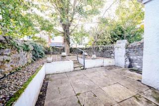 Modern Cardiff Studio - Fast WiFi Prime Location - 3