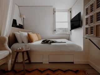 No 15 by GuestHouse, Bath - 3