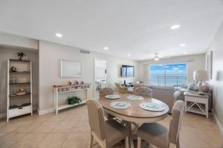 Beach Front Corner Unit - #309 Madeira Norte - 2