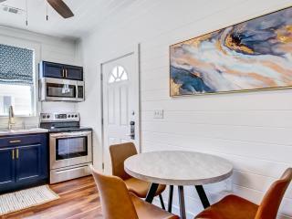 Beachside Villa Unit 4 - 4