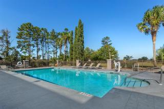 Best Western Plus Madison - 9